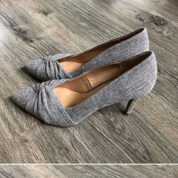 Looking for ⛔ LC Lauren Conrad cranberry womans - Picture 2 of 2